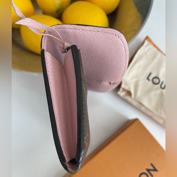 Louis Vuitton Emilie Wallet - Picture 6 of 16